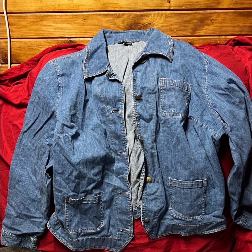 Women's Classic Blue Denim Jacket